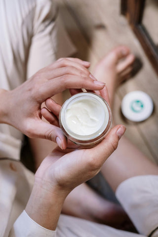 Natural Cosmetics for Deep Hydration & Skin Renewal